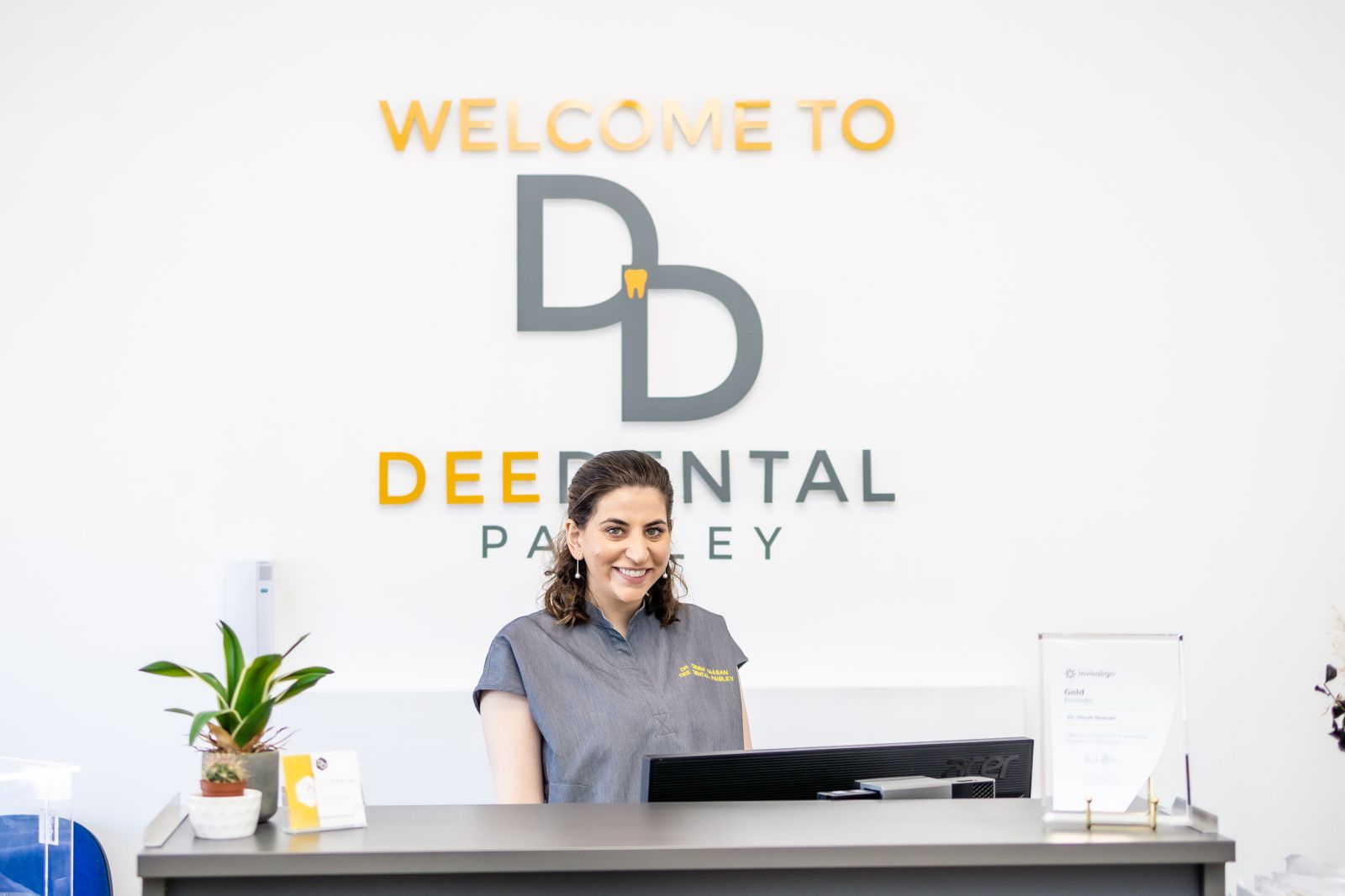 register as a new patient at Dee Dental Paisley