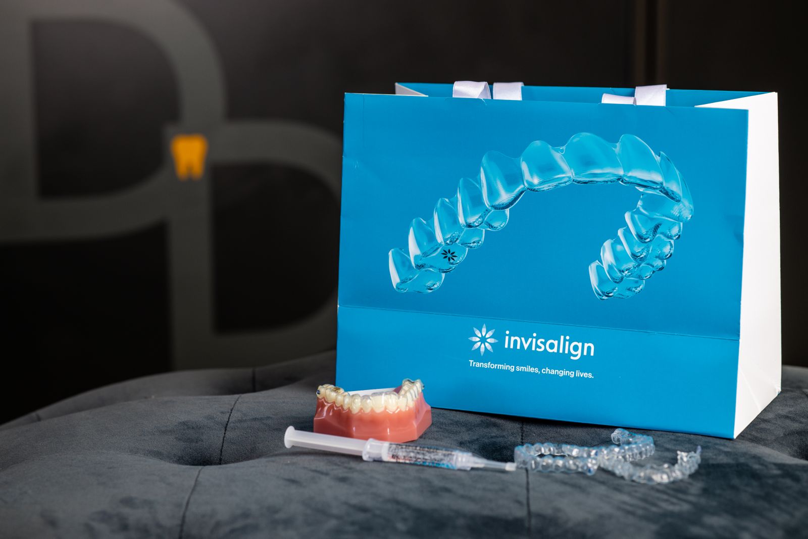 Invisalign teeth straightening aligners 